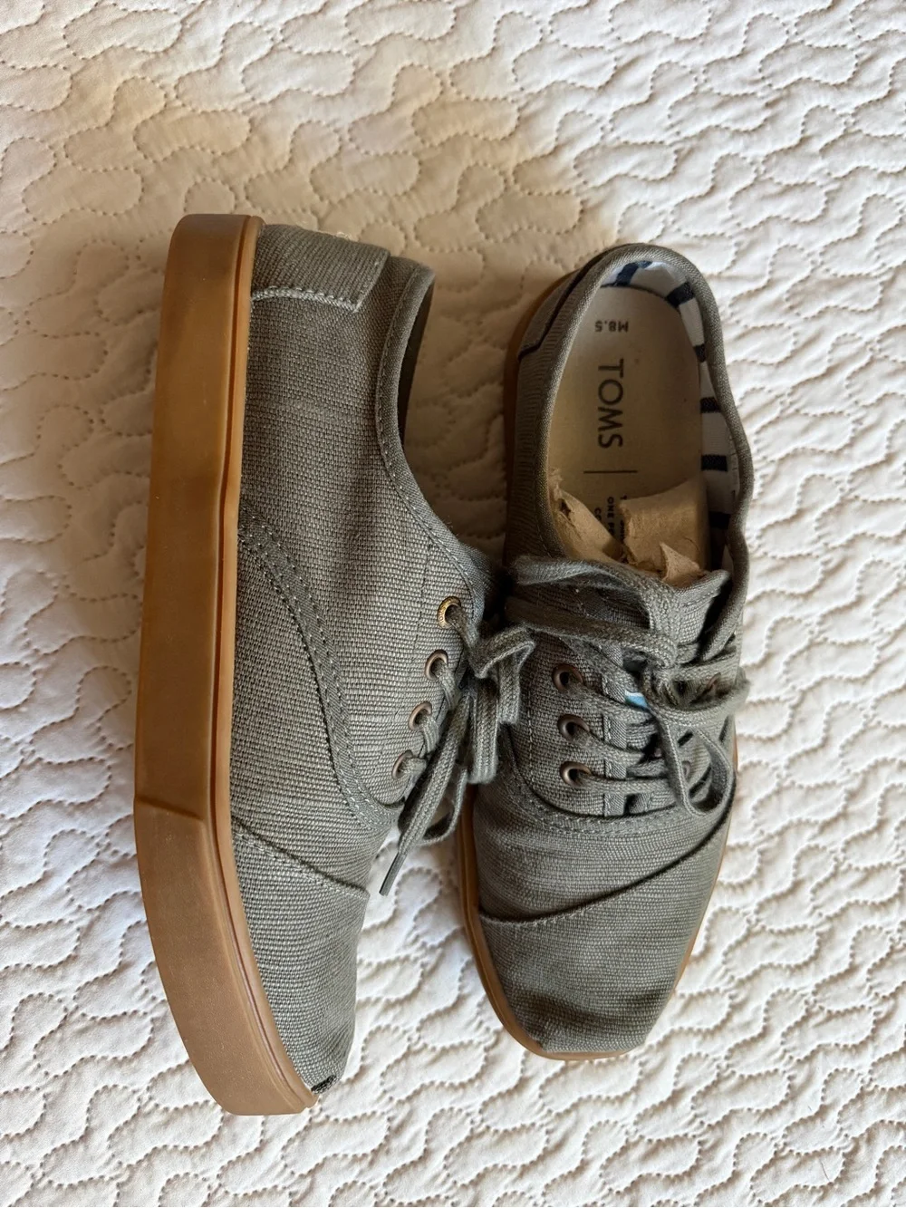 TOMS Men's Sage Olive Canvas Lace-Up Low Top Gum Sole Sneakers 8.5